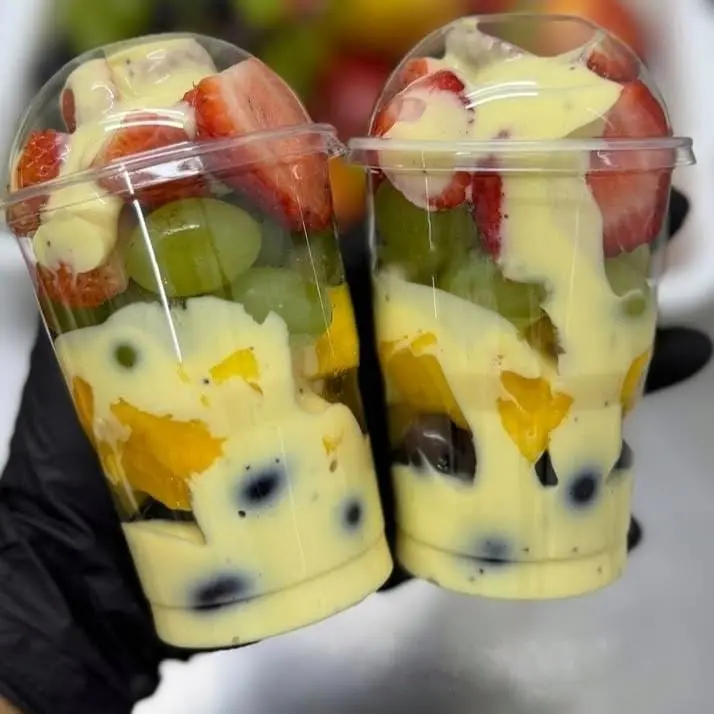 Salada de Frutas c/Mouse de Maracujá